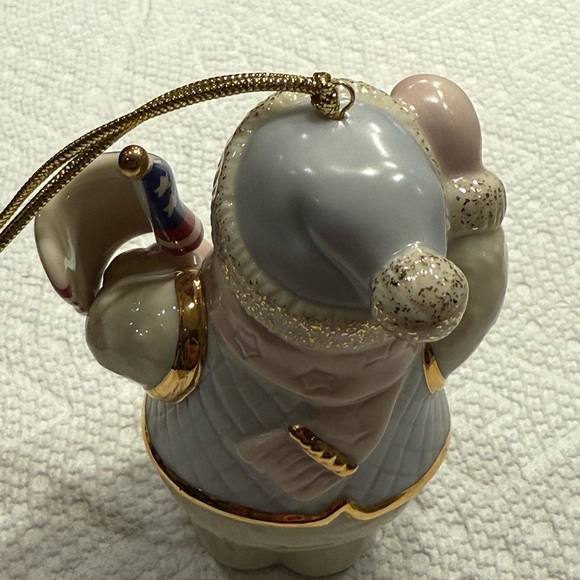 LENOX 2002 Patriotic Snowman Ornament - Picture 7 of 8